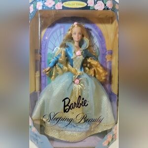Disneys Sleeping Beauty gorgeous Collectible Barbie Doll